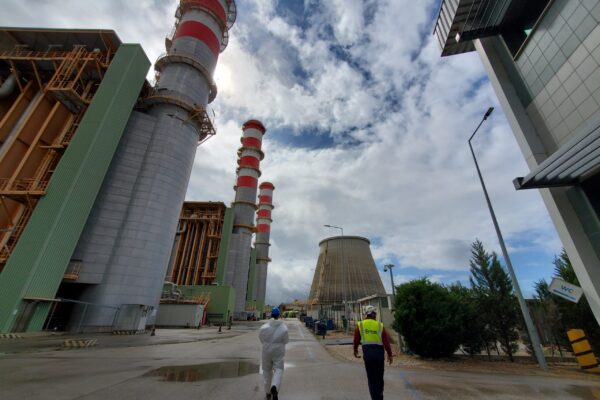 MAS S.A., representatives at the site of EDP (Energias De Portugal) in Ribatejo, Portugal